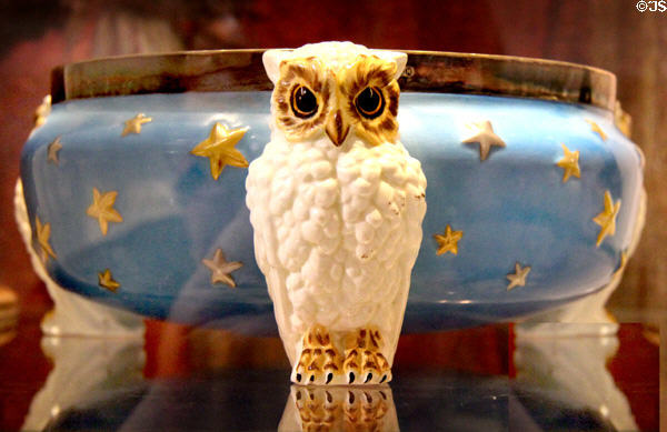 Wedgwood earthenware salad bowl supported by owls (1880s) at World of Wedgwood. Barlaston, Stoke, England.