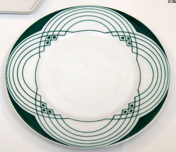 Porcelain dessert plate (1901) by Peter Behrens & made by Porzellanfabrik Gebr. Bauscher of Weiden at British Museum. London, United Kingdom.
