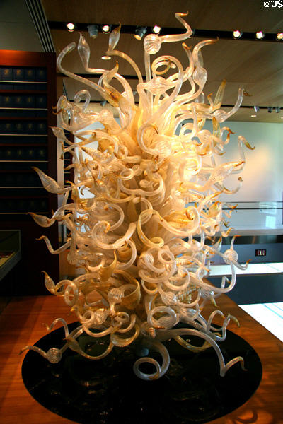 Glass sculpture by Dale Chihuly at Clinton Presidential Library. Little Rock, AR.