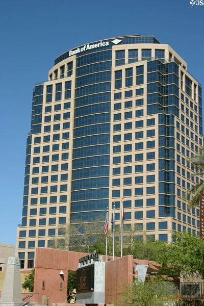 Bank of America Tower (2000) on Phoenix Civic Plaza. Phoenix, AZ. Style: Modern. Architect: Jerde Partnership International + Opus Architects & Engineers.