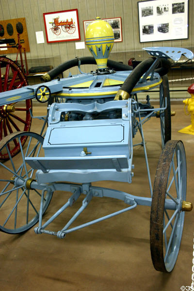 Horse drawn rotary sweep pumper (1882) American in Hall of Flame. Phoenix, AZ.