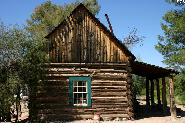 Log cabin from Flagstaff (c1885) at Pioneer Living History Museum. Phoenix, AZ.
