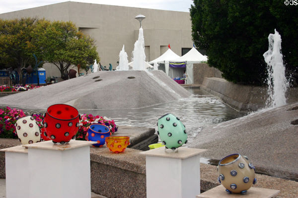 Glass bowls by Daniel Gaumer & Scottsdale Center for the Arts. Scottsdale, AZ.