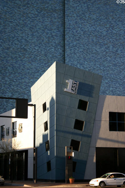 1 East Congress building (2000). Tucson, AZ. Architect: Seaver Franks Architects.