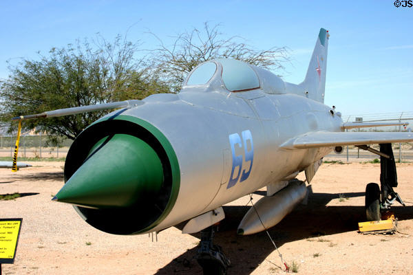MiG 21PF interceptor (Mikoyan Gurevich Fishbed D) (1962), Pima Air & Space Museum. Tucson, AZ.