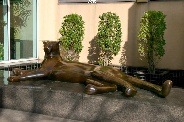 Cougar statue by Gwynn Murriell at entrance of US Bank Plaza. Sacramento, CA.