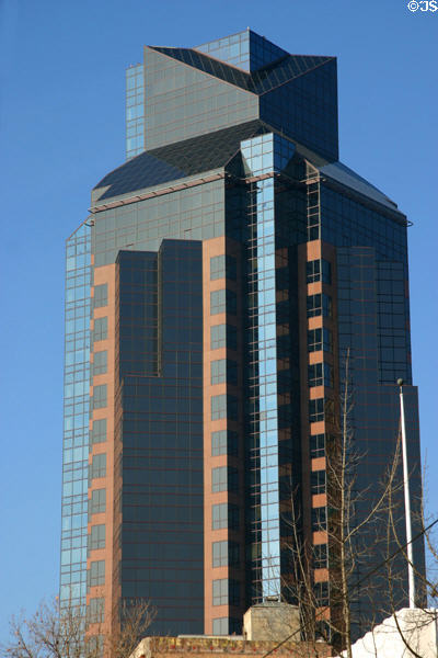 Renaissance Tower (1989) (28 floors) (801 K St.). Sacramento, CA. Architect: DMJM.