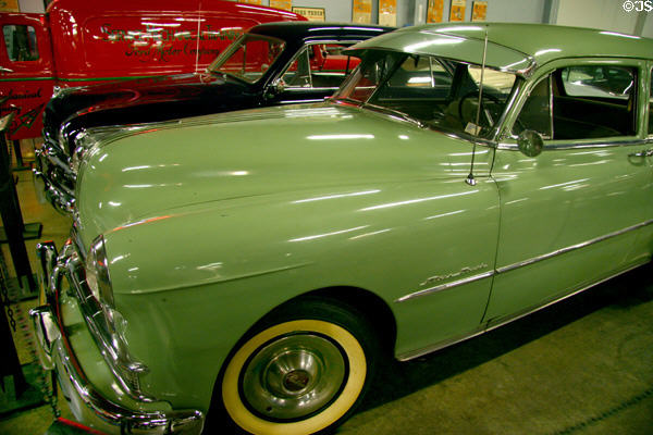 Pontiac Chieftain Deluxe (1949) at Towe Auto Museum. Sacramento, CA.