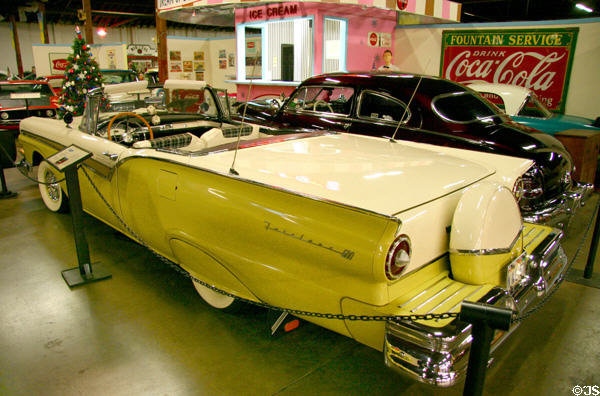 Ford Skyliner Retractable Hardtop (1957) at Towe Auto Museum. Sacramento, CA.