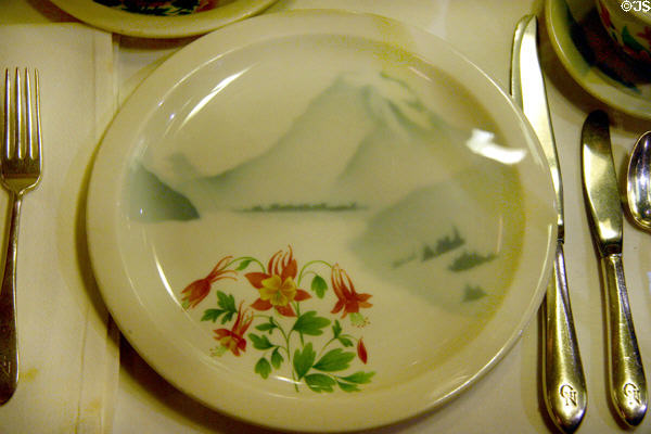 Northern Railroad Mountains & Flowers pattern dinner plate (1940-69) at California State Railroad Museum. Sacramento, CA.