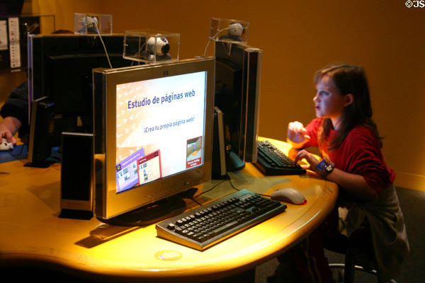 Tech Museum of Innovation young visitor creates website. San Jose, CA.