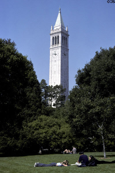 Campanile tower on UC Berkeley campus. Berkeley, CA.