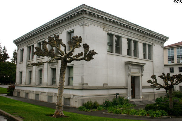 Durant Hall (1911) at UC Berkeley. Berkeley, CA. Style: Classical revival. Architect: John Galen Howard. On National Register.