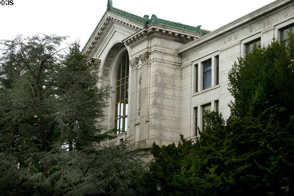 Doe Memorial Library (1917) at UC Berkeley. Berkeley, CA. Style: Classical revival. Architect: John Galen Howard. On National Register.