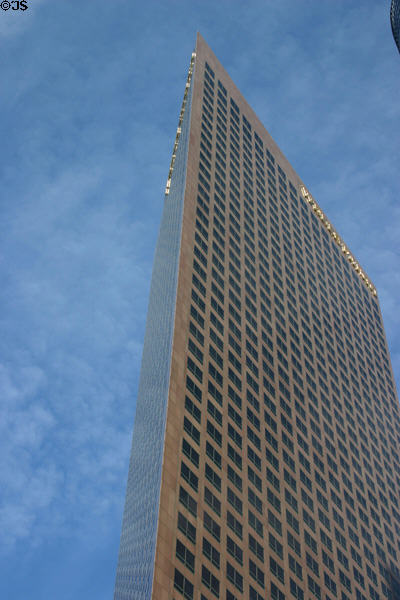 Wells Fargo Tower (1983) (54 floors) (333 South Grand Ave.). Los Angeles, CA. Architect: Skidmore, Owings & Merrill.