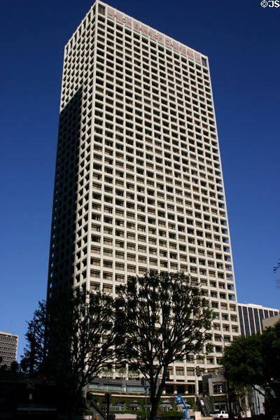 Union Bank Plaza (1968) (40 floors) (445 South Figueroa St.). Los Angeles, CA. Architect: Albert C. Martin Partners.