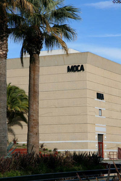 MOCA at the Pacific Design Center (2000). Hollywood, CA.