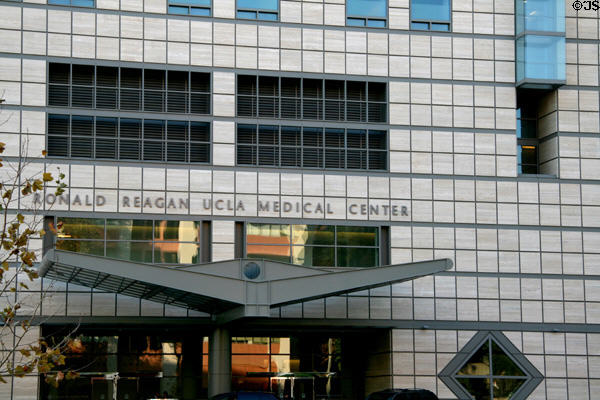 Entrance of Ronald Reagan UCLA Medical Center. Los Angeles, CA.