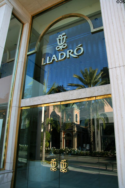 Lladro store (408 Rodeo Dr.). Beverly Hills, CA.