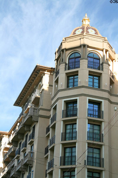 Residential building (2008) (Wilshire Blvd. at North Beverly St.). Beverly Hills, CA.