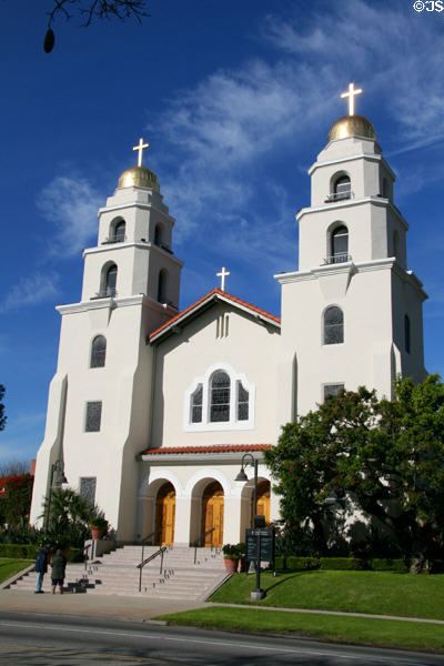 Good Shepherd Catholic Church (1924) (505 N Bedford Dr.). Beverly Hills, CA.