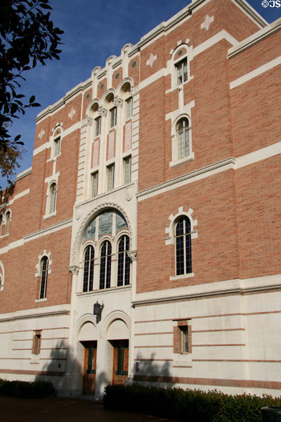 South facade of Doheny Memorial Library at USC. Los Angeles, CA.