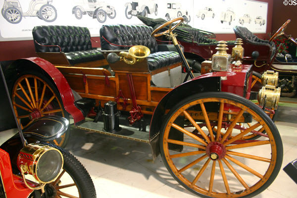 Side view of International Harvester Model A Auto-Wagon (1909) from Akron, OH, at San Diego Automotive Museum. San Diego, CA.