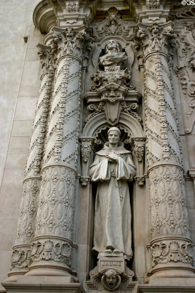 Statue of Franciscan Father Luis Jayme, murdered by natives, on California building in Balboa Park. San Diego, CA.