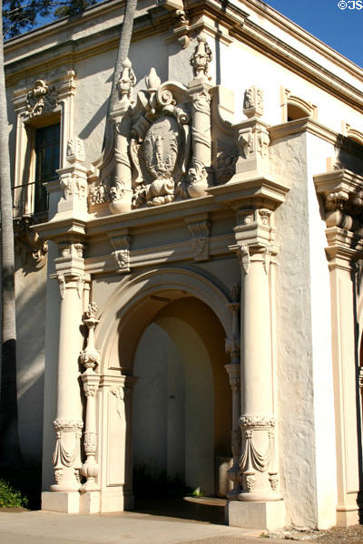 Casa del Prado portal to arcade in Balboa Park. San Diego, CA.