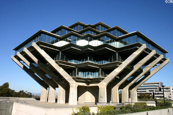 Geisel Library (1970) at University of California at San Diego (UCSD). La Jolla, CA. Architect: William L. Pereira.