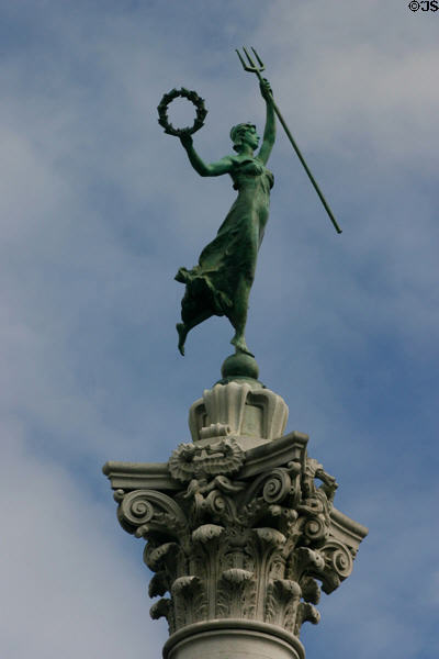 Bronze Victory statue by Robert Aitken on top of Dewey Monument column (1901) by Newton Tharp in Union Square. San Francisco, CA.