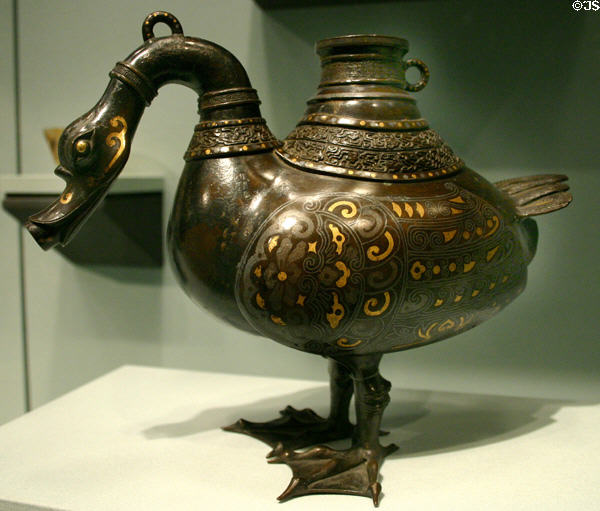 China: Song dynasty bronze duck vessel (960-1279) in Asian Art Museum. San Francisco, CA.