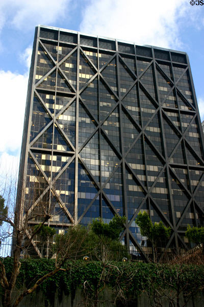 One Maritime Plaza (1964) (former Alcoa Building) with exterior X braces (27 floors) (350 Washington St.). San Francisco, CA. Architect: Skidmore, Owings & Merrill.