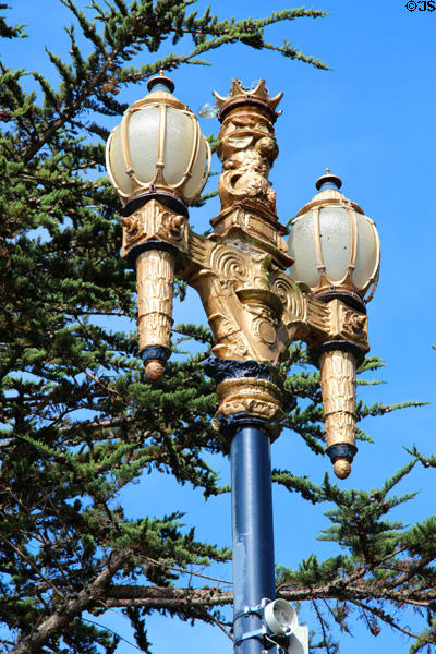 Street lamp at Legion of Honor Museum. San Francisco, CA.