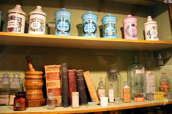 Apothecary jars & mortar & pestle at Mariposa Museum. Mariposa, CA.