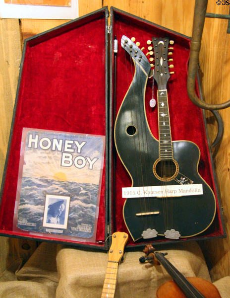Harp Mandolin (1915) made by C. Knutsen at Mariposa Museum. Mariposa, CA.