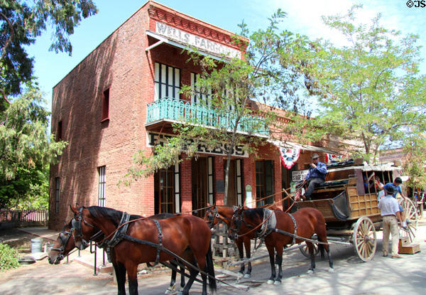 Stage coach & horses in front of Wells Fargo building at Columbia State Historic Park. Columbia, CA.