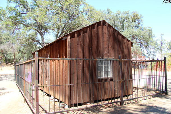 Mark Twain cabin replica where he lived during the winter of 1864-65. CA.