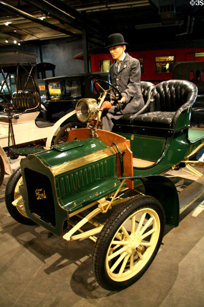Ford Model F (1905), a more sophisticated Model C at Forney Museum. Denver, CO.
