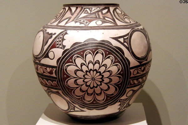Zuni polychrome pottery jar (1925-30) at Colorado Springs Fine Arts Center. Colorado Springs, CO.