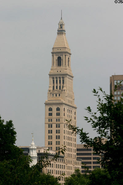 Travelers Tower (1919) (24 floors) (1 Grove St.). Hartford, CT. Architect: Donn Barber.