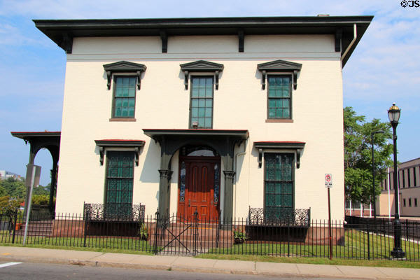 Isham-Terry House Museum (c1850) (211 High St.). Hartford, CT.