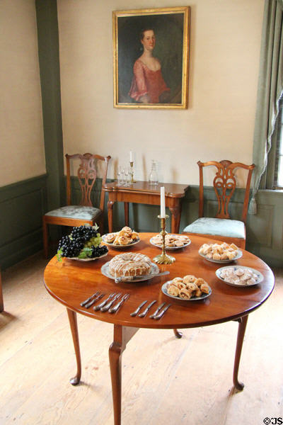 Drop-leaf round table with pastries at Silas Deane House. Wethersfield, CT.