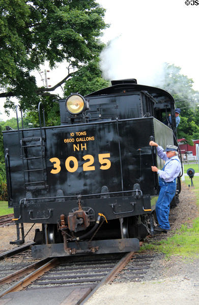 Steam locomotive 3025 shunting at Essex Steam Train. Essex, CT.