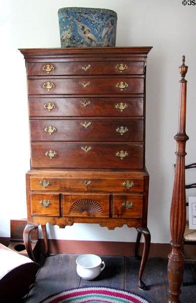 High chest of drawers with fan design & flat top holding band box at Judson House. Stratford, CT.