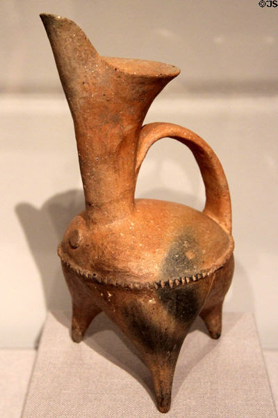 Chinese Neolithic earthenware tripod pitcher (Gui) (c3rd millennium BCE) at Yale University Art Gallery. New Haven, CT.