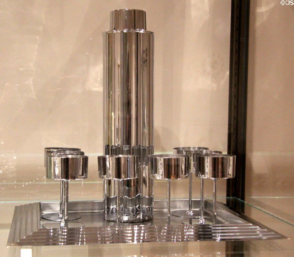 Chromium Manhattan cocktail set (1935) by Norman Bel Geddes made by Revere Copper & Brass Inc. of Rome, NY at Yale University Art Gallery. New Haven, CT.
