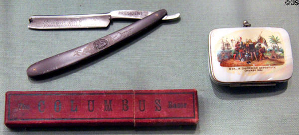 Souvenir Columbus straight razor with box & coin purse from Chicago World Columbian Exposition (1893) at Knights of Columbus Museum. New Haven, CT.
