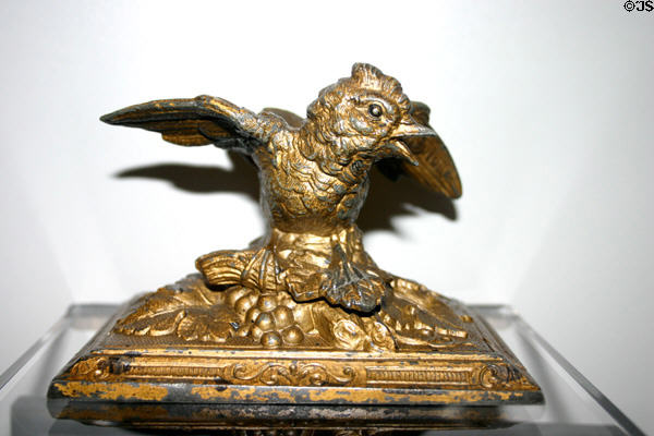 Bird paperweight from desk of Abraham Lincoln in Ford's Theatre museum. Washington, DC.