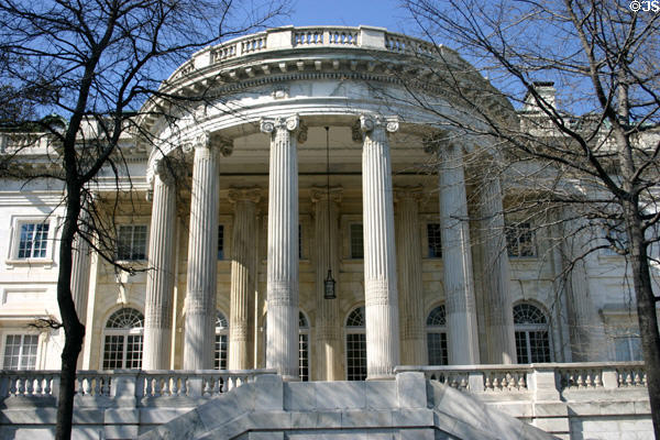 Round portico on side of Constitution Hall (1929). Washington, DC. Style: Classical revival.
